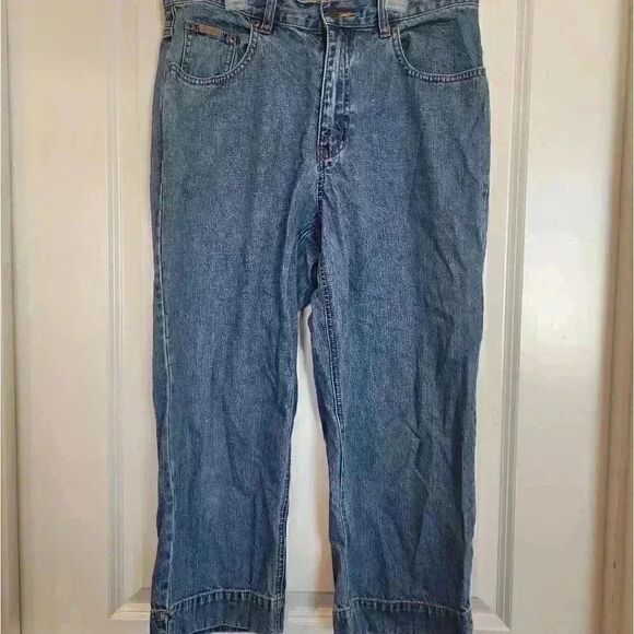 Eddie Bauer Women's Med Wash Blue Denim Cotton Cropped/Capri Jeans - Picture 2 of 10